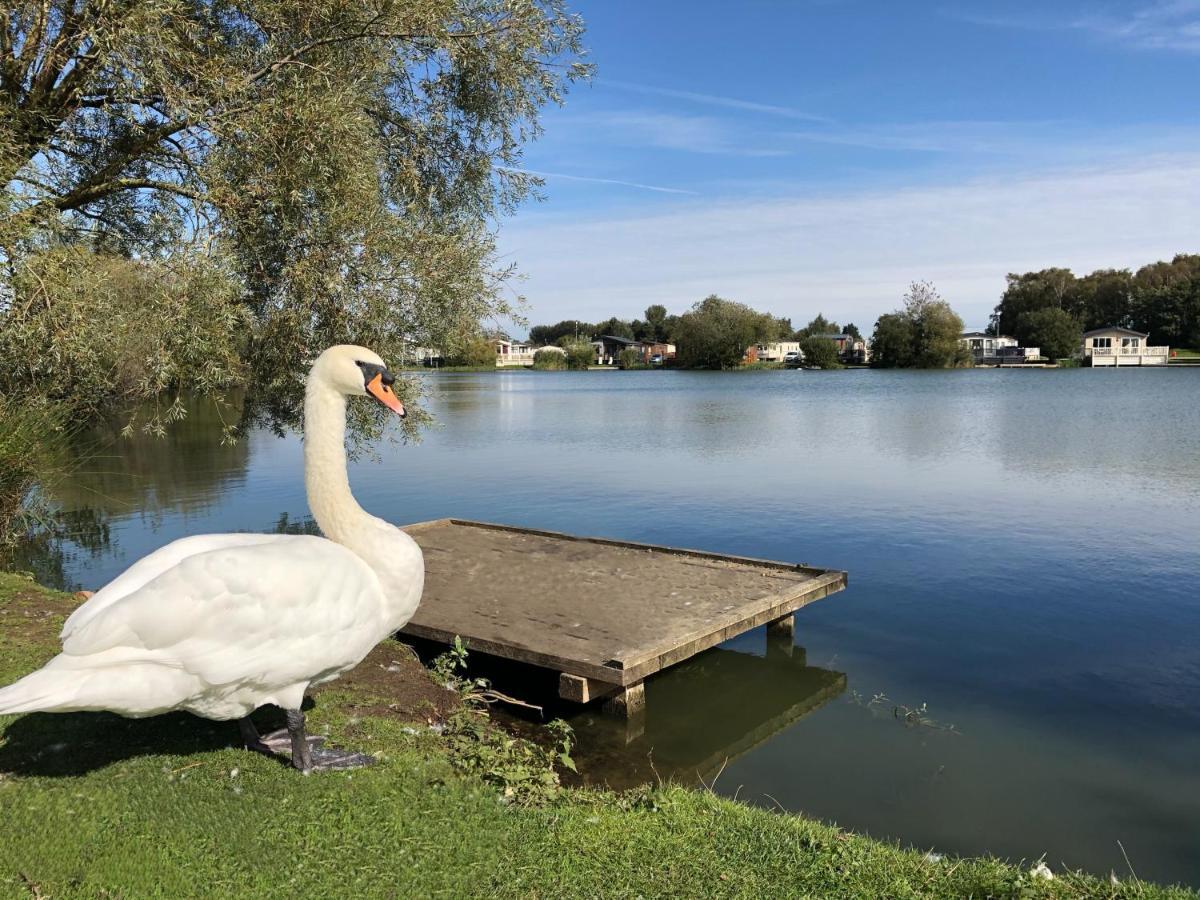 Tattershall Lakes Mini Breaks - Osprey Rise Hotel Exterior foto